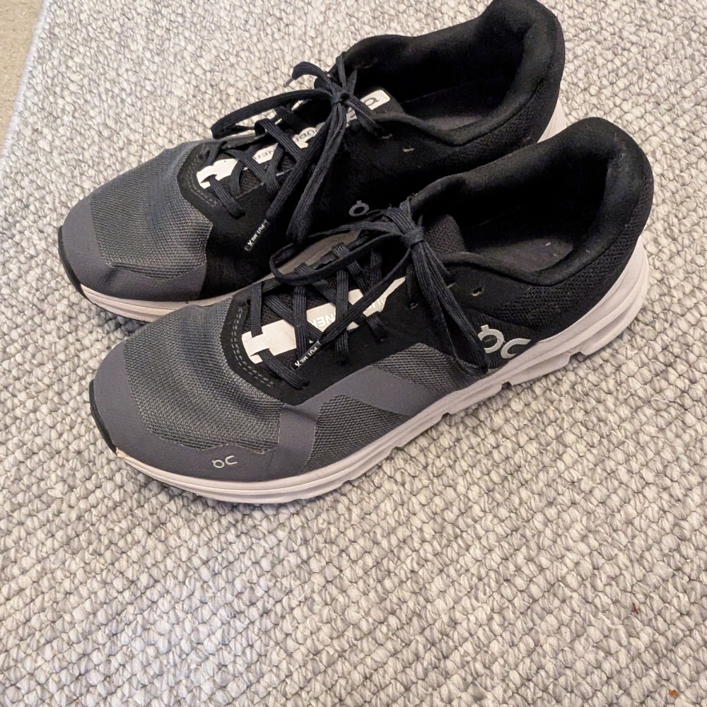 On Running Black and Gray Athletic Shoes